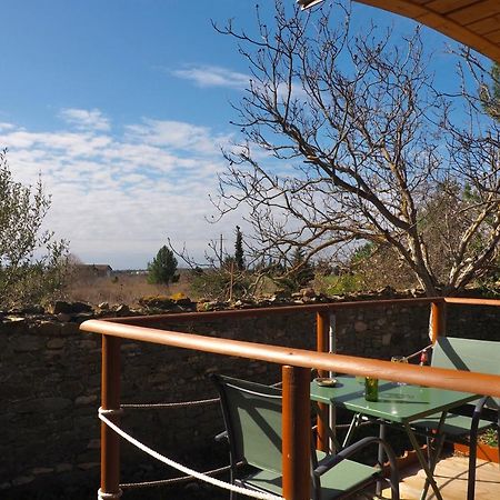 Вилла Roulotte Dans L'Aude Trausse Экстерьер фото