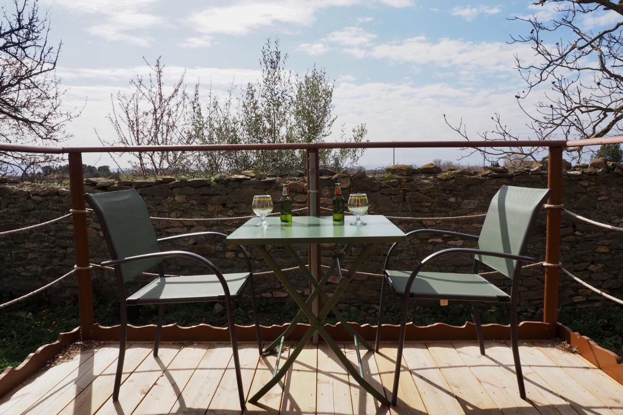Вилла Roulotte Dans L'Aude Trausse Экстерьер фото